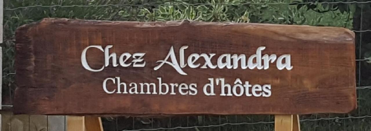 Chez Alexandra Bed & Breakfast Louchats Exterior photo